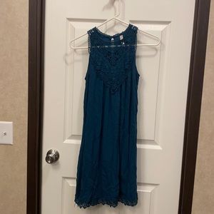 High-neck Sleeveless Dress
